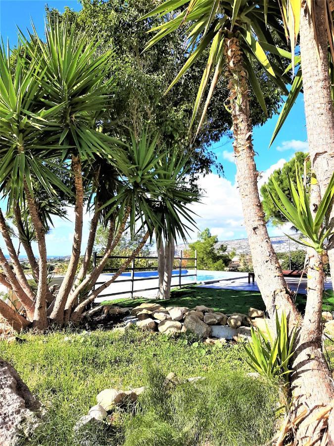 Villa Gavriel - Peyia Villa With Breathtaking Sea View, Peyia Villa With Private Pool, Secluded, Huge Outdoor Space, Mountain Views Buitenkant foto